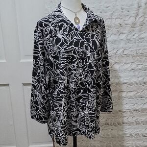 Southern Lady Black and White Floral Print Top Womens Sz 20W, Casual, Office